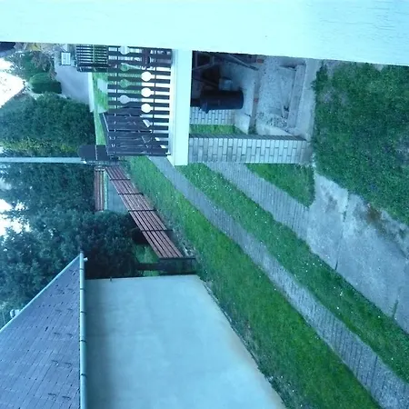아파트 Andrea Apartman Alsópáhok
