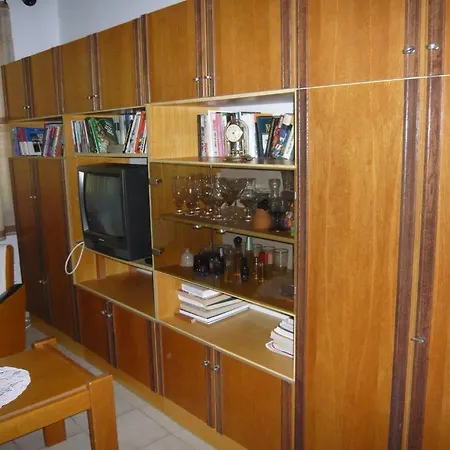 아파트 Andrea Apartman *