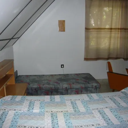 아파트 Andrea Apartman Alsópáhok