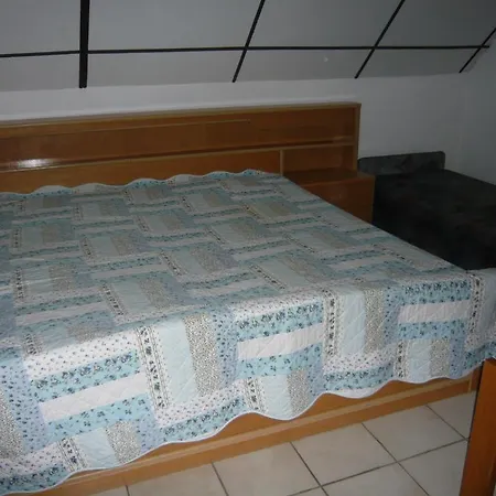 Andrea Apartman * Alsópáhok