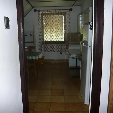 Andrea Apartman Alsópáhok