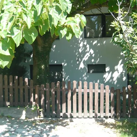 Andrea Apartman